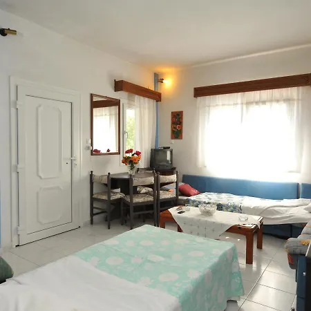 Dialechti Garden House Holiday home Nea Triglia