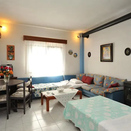 Dialechti Garden House Holiday home Nea Triglia